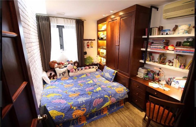 Người phán xử, Thuỳ Dương, Hồng Đăng