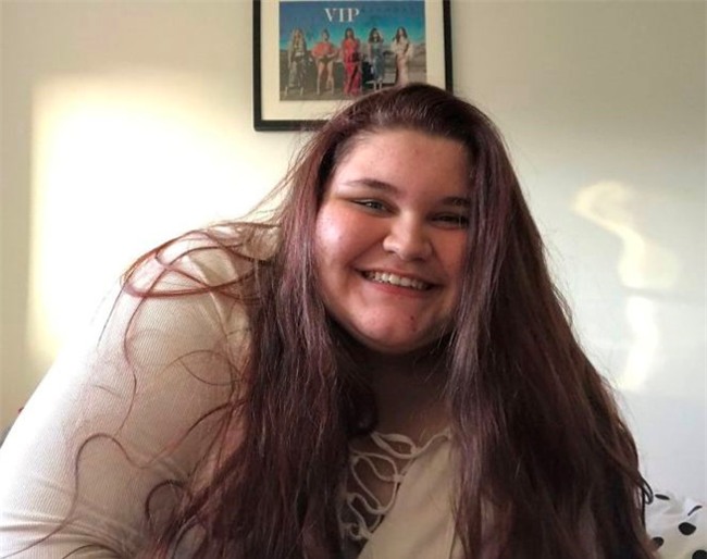 Bi bat nat vi beo, co gai quyet tam mac bikini ra bien hinh anh 2