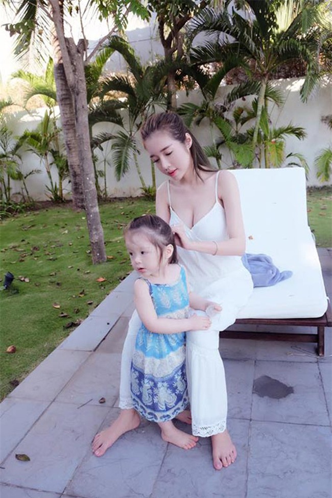 elly tran, huong baby o nha non na hon hot girl khien chong lo sot vo hinh anh 18