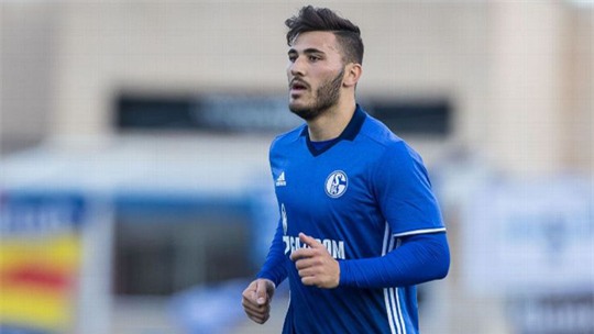 Chi 50 triệu bảng, Arsenal quyết giật bom tấn đầu tiên - Ảnh 1.