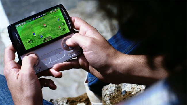 6 chiếc điện thoại tưởng hay mà sinh ra chỉ để làm màu - Ảnh 2.