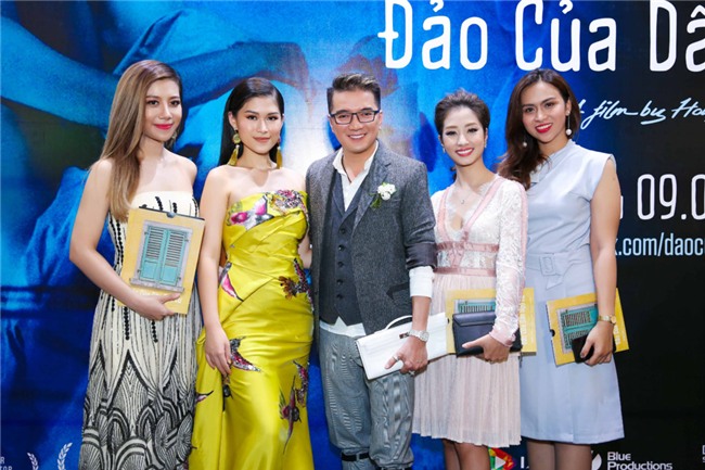 Truong Giang, Nha Phuong mac do doi di xem phim hinh anh 3