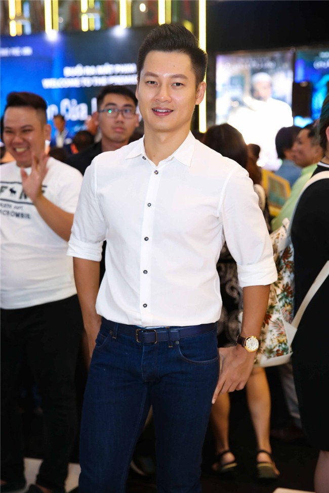 Truong Giang, Nha Phuong mac do doi di xem phim hinh anh 9