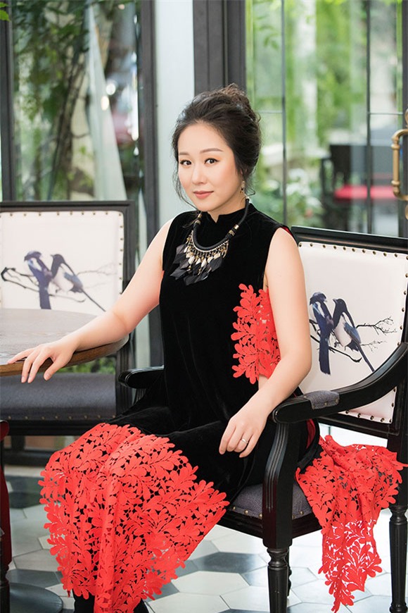 troi ban ve dep hon nguoi, nhung hh ngo phuong lan cu tu dim sac dang tiec - 2