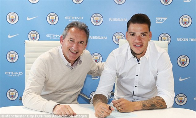 Thu mon dat gia thu nhi the gioi da cap ben Man City hinh anh 1