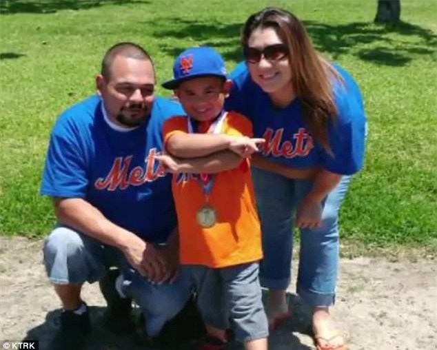 Cảnh giác: Một tuần sau khi đi bơi, bé trai bốn tuổi bất ngờ chết đuối cạn - Ảnh 3.