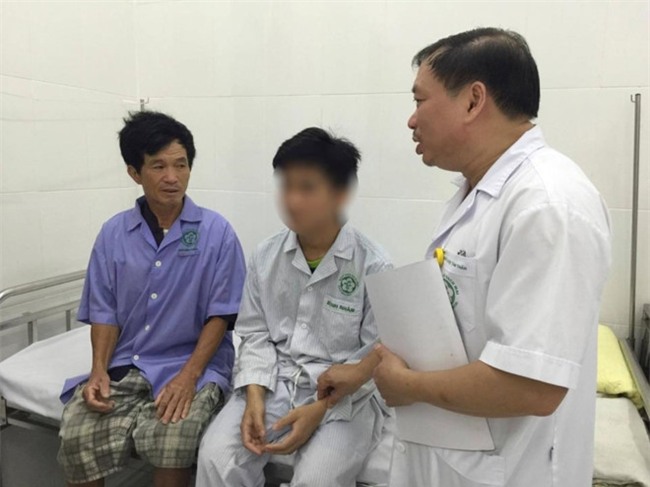 Chang trai 16 tuoi phai vao vien tam than vi ap luc hoc tap hinh anh 1