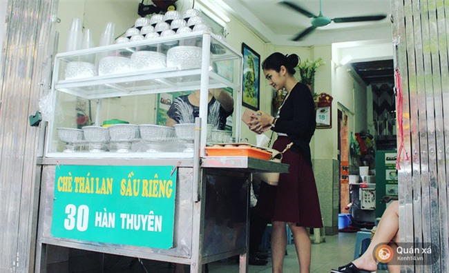 2 món ăn trong quả dừa đang cực hot ở Hà Nội bạn nhất định phải thử - Ảnh 7.