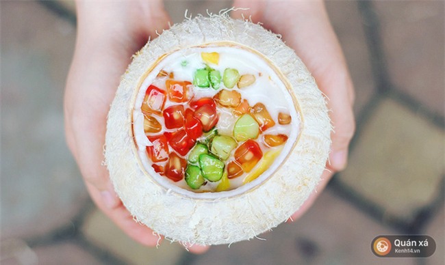 2 món ăn trong quả dừa đang cực hot ở Hà Nội bạn nhất định phải thử - Ảnh 9.