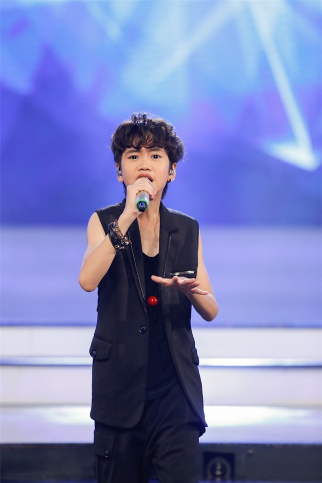 Isaac thấy mệt tim, Bích Phương suýt khóc khi nghe bé 11 tuổi xinh xắn hát - Ảnh 14.