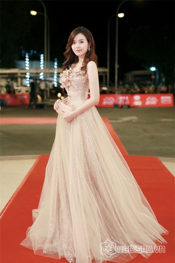 mỹ nhân Việt, Hồ Ngọc Hà, Ngọc Trinh, Midu, Lý Phương Châu