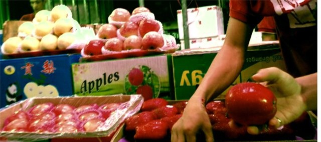 thực phẩm bẩn, cà chua, nông sản rớt giá, cua đồng, vải thiều, nông dân, chặt chém du khách