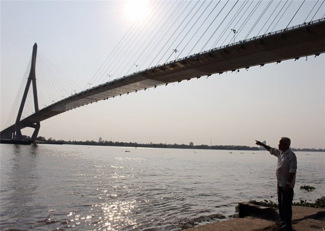 nhảy cầu tự tử, nhảy cầu, cầu Cần Thơ