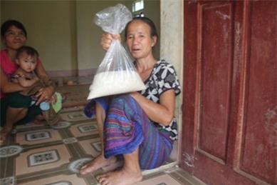 nghe an: song vat va tai khu tai dinh cu thuy dien hua na hinh anh 1