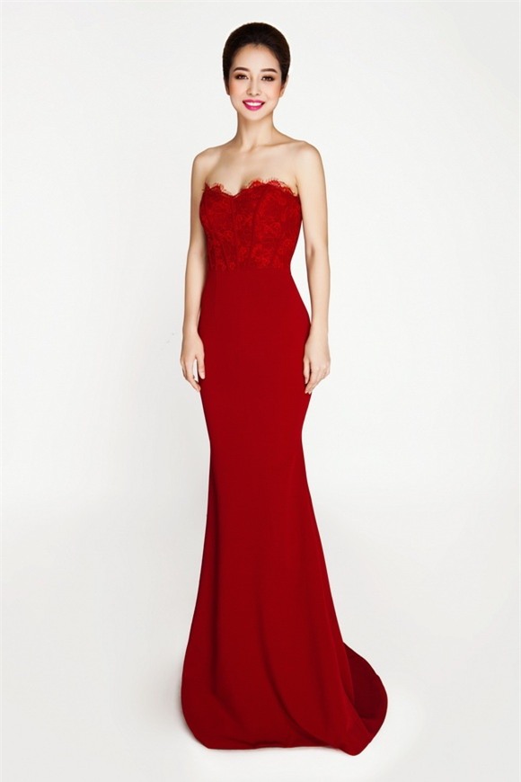 Hoa hậu jennifer phạm,hoa hậu châu á tại mỹ,jennifer phạm khoe thân hình đồng hồ cát