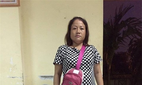 Hang loat trai tre o Sai Gon mac bay nguoi phu nu lon tuoi hinh anh 1