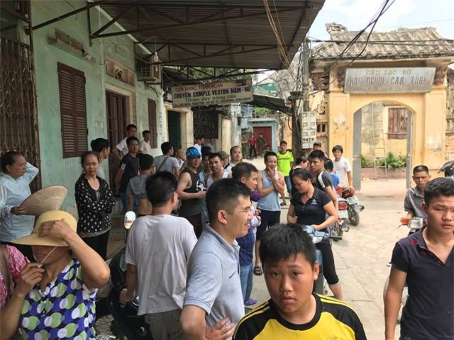 Vụ bé trai 35 ngày tuổi tử vong: Nghi bị sát hại vì có dòng chữ lạ trong nhà - Ảnh 3.