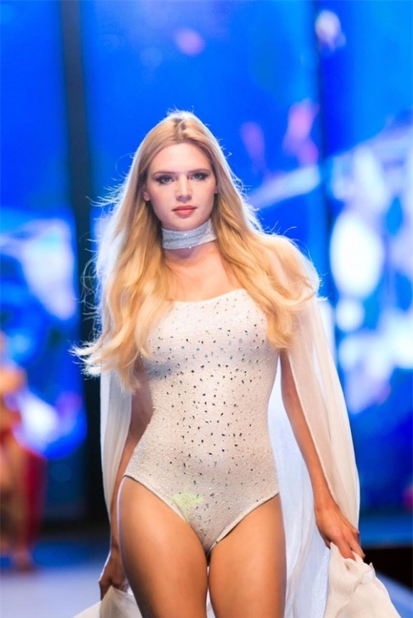 ngọc trinh, đêm hội chân dài 11, đêm hội chân dài, vũ khắc tiệp, sao việt