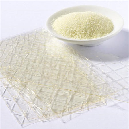 Bạn có thể dùng gelatine lá hay bột đều được (Ảnh: Internet)