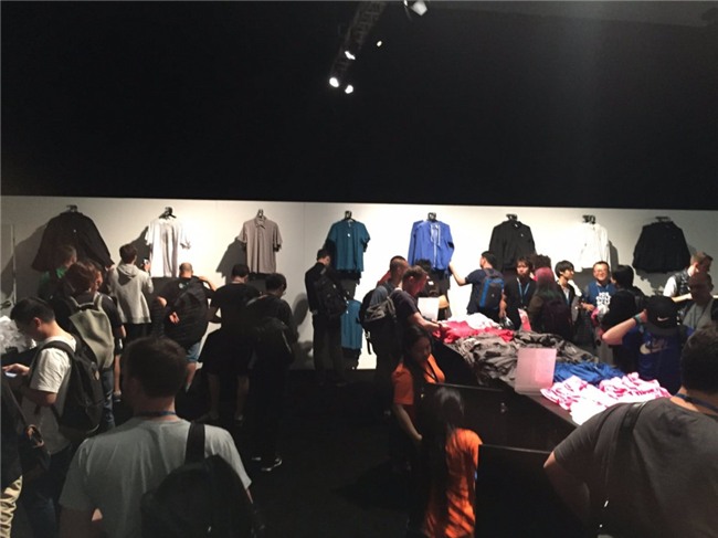 Nhung san pham Apple chi co the mua mot lan trong nam hinh anh 2