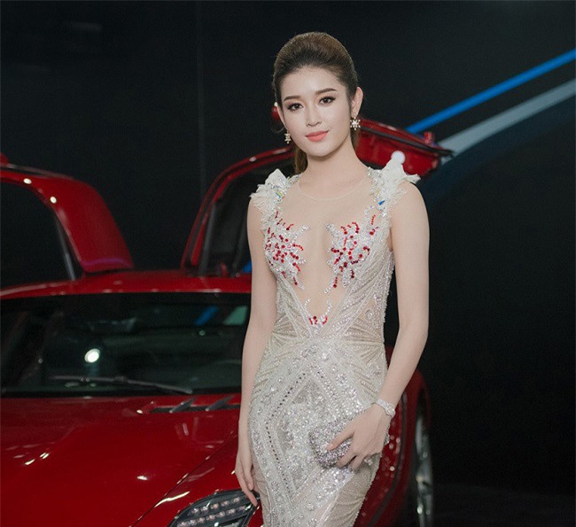 huyen my, angela phuong trinh mac mong nhu suong qua dinh hinh anh 5