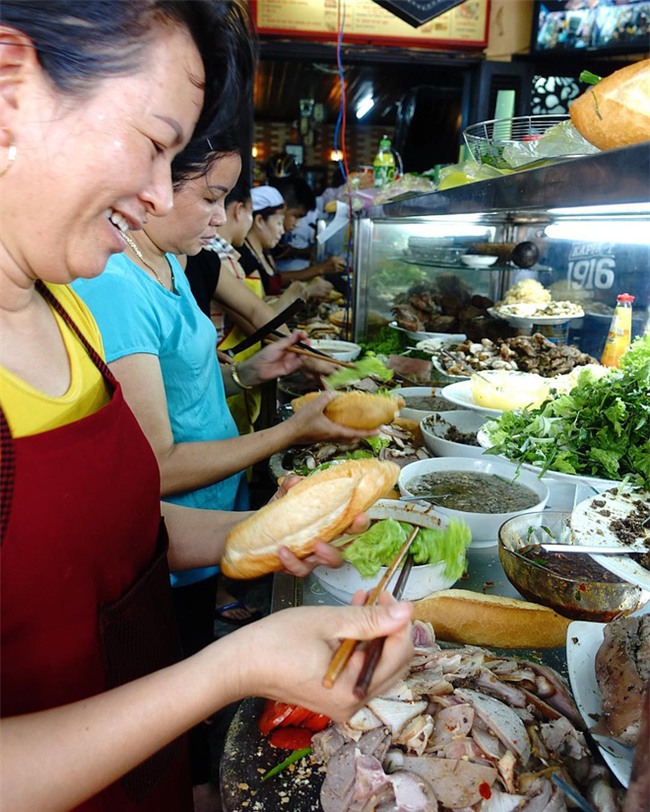 7 món ăn đường phố đến Hội An chưa ăn đủ thì đừng về - Ảnh 5.