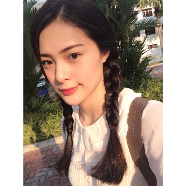 Ai bảo tóc tết hai bên quê như thím, ngắm sao Việt với kiểu tóc này mới thấy hết sự hay ho của nó - Ảnh 19.