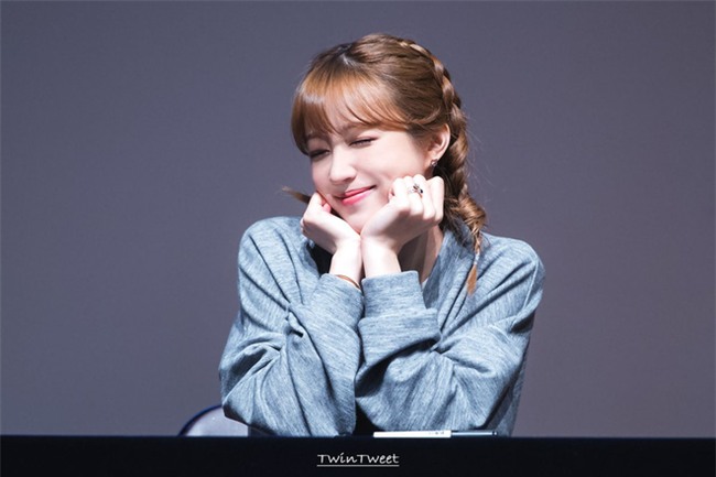 Ai bảo tóc tết hai bên quê như thím, ngắm sao Việt với kiểu tóc này mới thấy hết sự hay ho của nó - Ảnh 8.