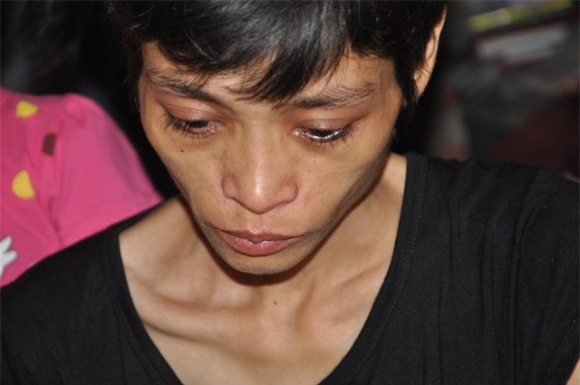 Chị Dung không thể lo được cho các con nên phải gửi các con lên chùa.