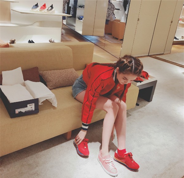 dem hoi chan dai that bai, ngoc trinh van bo tram trieu sam do hieu hinh anh 5