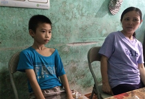 gan nha chau be 35 ngay tuoi chet trong chau nuoc, mot be trai 9 tuoi suyt bi bat coc - 4