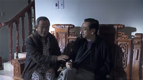 "nguoi phan xu": khan gia ha he khi phan hai (viet anh) rut dao xu "dep" bo nhi - 1