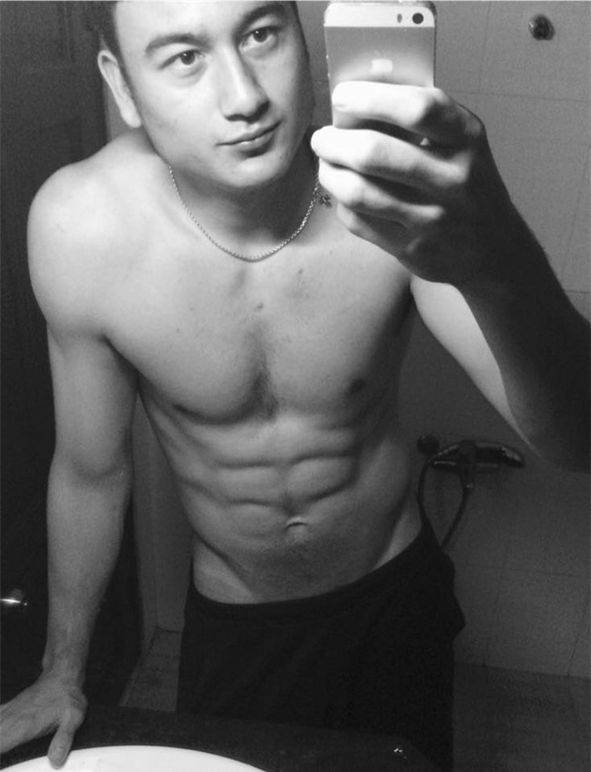 Vẻ đẹp lai của Lâm Tây, thủ thành số 1 đội tuyển Việt Nam - Ảnh 8.