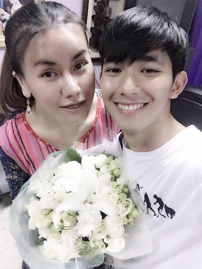 Sau khi “đập mặt đi xây lại”, chàng trai xấu xí hóa cô gái hoàn hảo rồi có luôn bồ đẹp như trai Hàn Quốc - Ảnh 3.