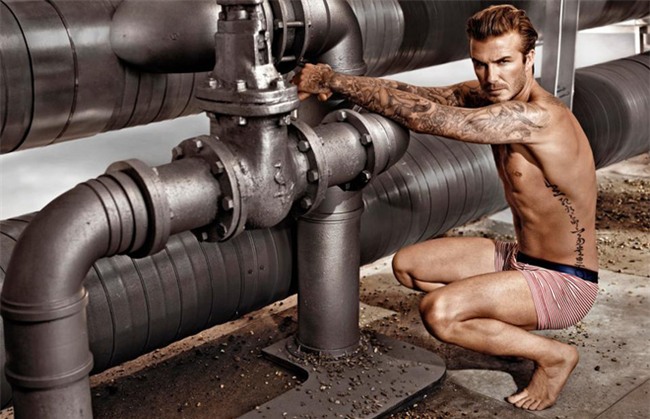 Beckham nam tính ngời ngời cũng phải cong người khi gặp người phụ nữ này - Ảnh 3.
