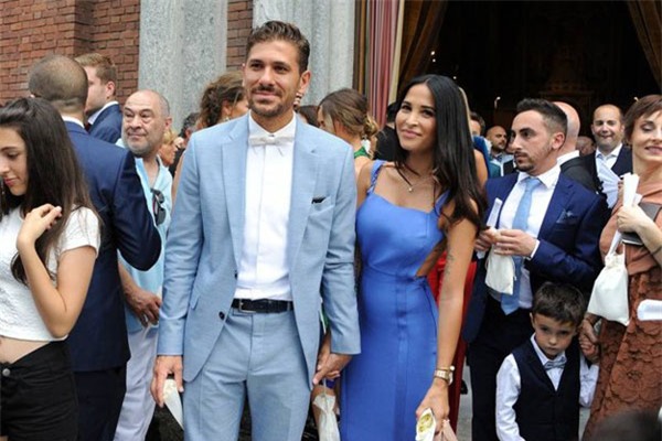 Lễ cưới lung linh của trai đẹp Darmian - Ảnh 8.