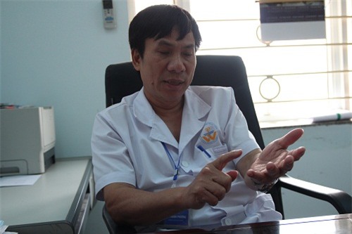 mac tram cam sau sinh, vo om con tu tu, chong van nghi vo dang "gio tro" de duoc ve nha ngoai - 1