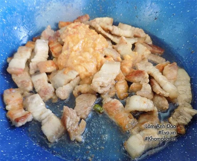 thit lon rim chao la mieng dua com ngay mua - 5