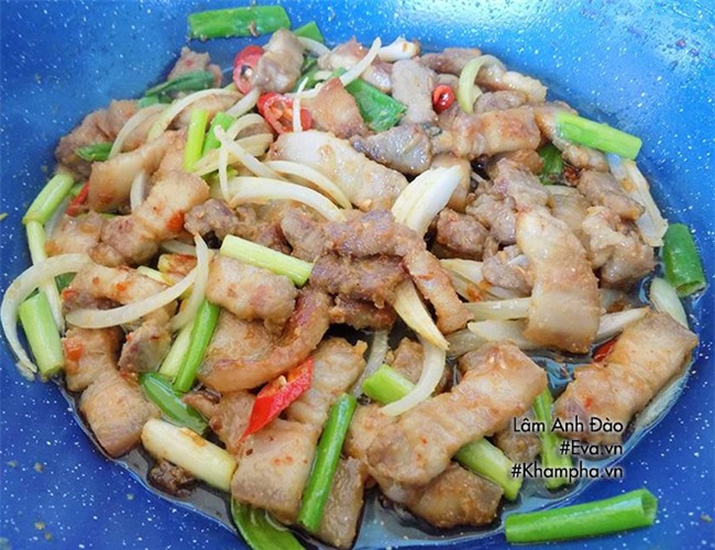 thit lon rim chao la mieng dua com ngay mua - 7