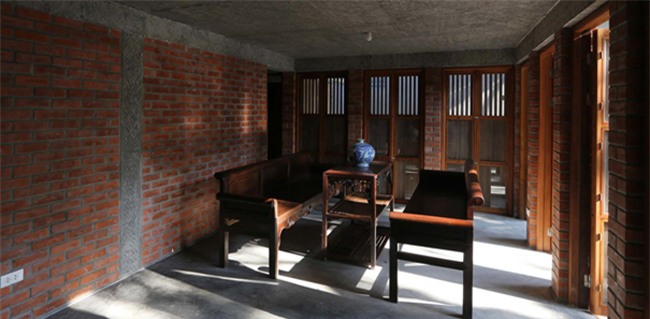 giua trung tam ha noi co ngoi nha tre truyen thong dep the nay sao? hinh anh 12