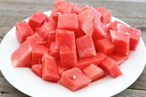 Diem mat 5 loai qua cang an nhieu cang giam can lai nang da trang 2 - 3 tone