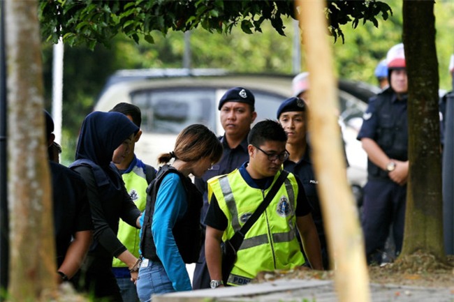 Vi an ninh, phien toa xu Doan Thi Huong chuyen vao nha tu hinh anh 1