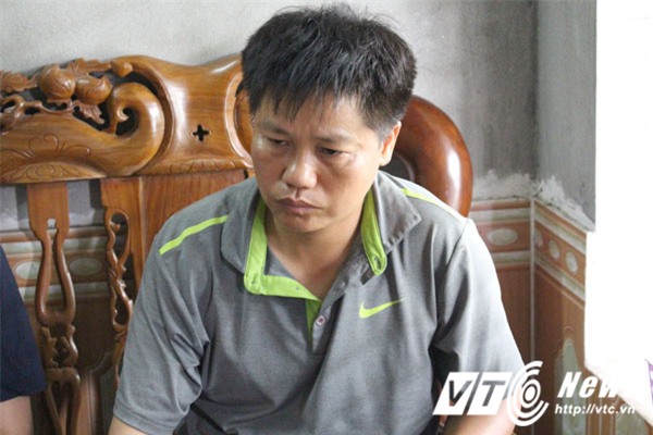 Nghi vấn cháu bé bị bố mẹ đánh, đổ cơm thừa xuống nền nhà bắt ăn: Người thân lên tiếng - Ảnh 3.