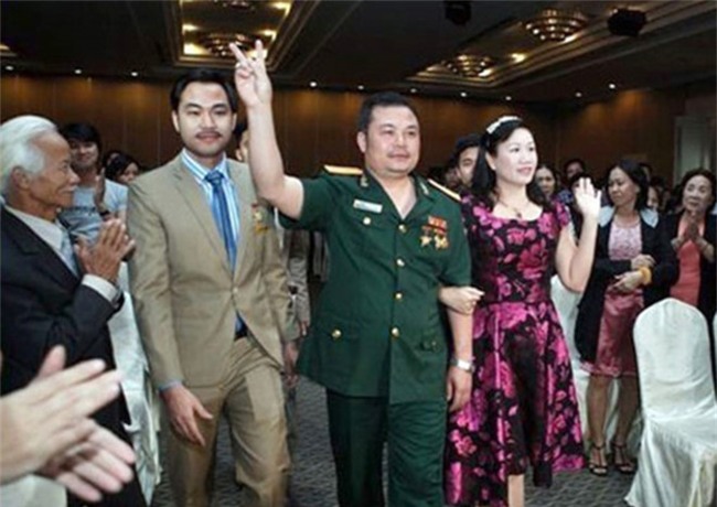 Yeu cau lam ro viec chi gan 900 ty cua 'sep' Cong ty Lien Ket Viet hinh anh 1