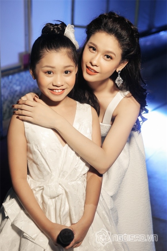 khoanh-khac-mat-ngot-cua-gia-dinh-tim-truong-quynh-anh-tai-ha-noi-blogtamsuvn02