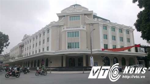 Tràng Tiền Plaza, bố chồng Hà Tăng, Jonathan Hạnh Nguyễn