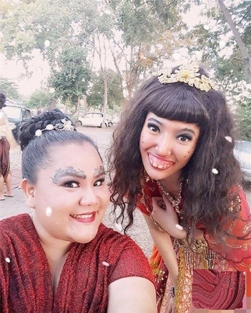 bi "da" vi rang ho, co gai bong dung mat tich roi ngoan muc lot xac khi quay tro lai - 1