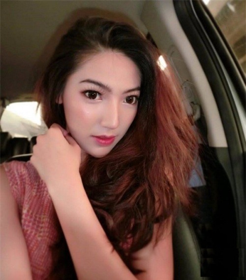 bi "da" vi rang ho, co gai bong dung mat tich roi ngoan muc lot xac khi quay tro lai - 3