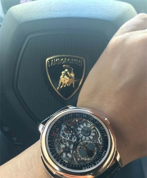 Anh em ghen tị Cường Đôla vì loạt đồng hồ đắt đỏ hơn cả siêu xe - 3