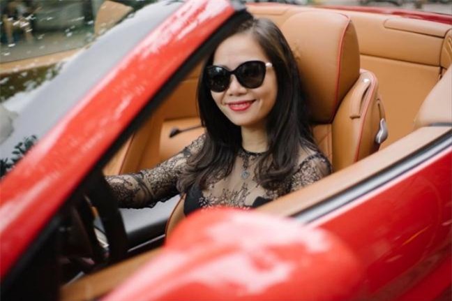 Tranh dung mat Ho Ngoc Ha nhung Le Quyen lai than thiet voi vo dai gia kim cuong?